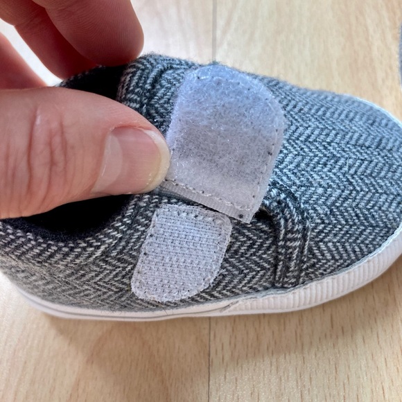 Just One You by Carter’s: gray herringbone pattern easy on shoes.  0-3 months. - Picture 5 of 6